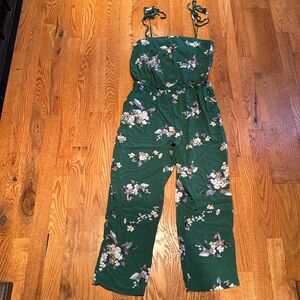 Jaase green floral jumpsuit size small